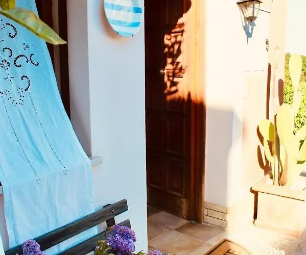 Casetta Rocca Holiday home *